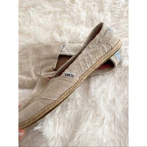 Women’s Tan/Cream Embroidered Classic Toms